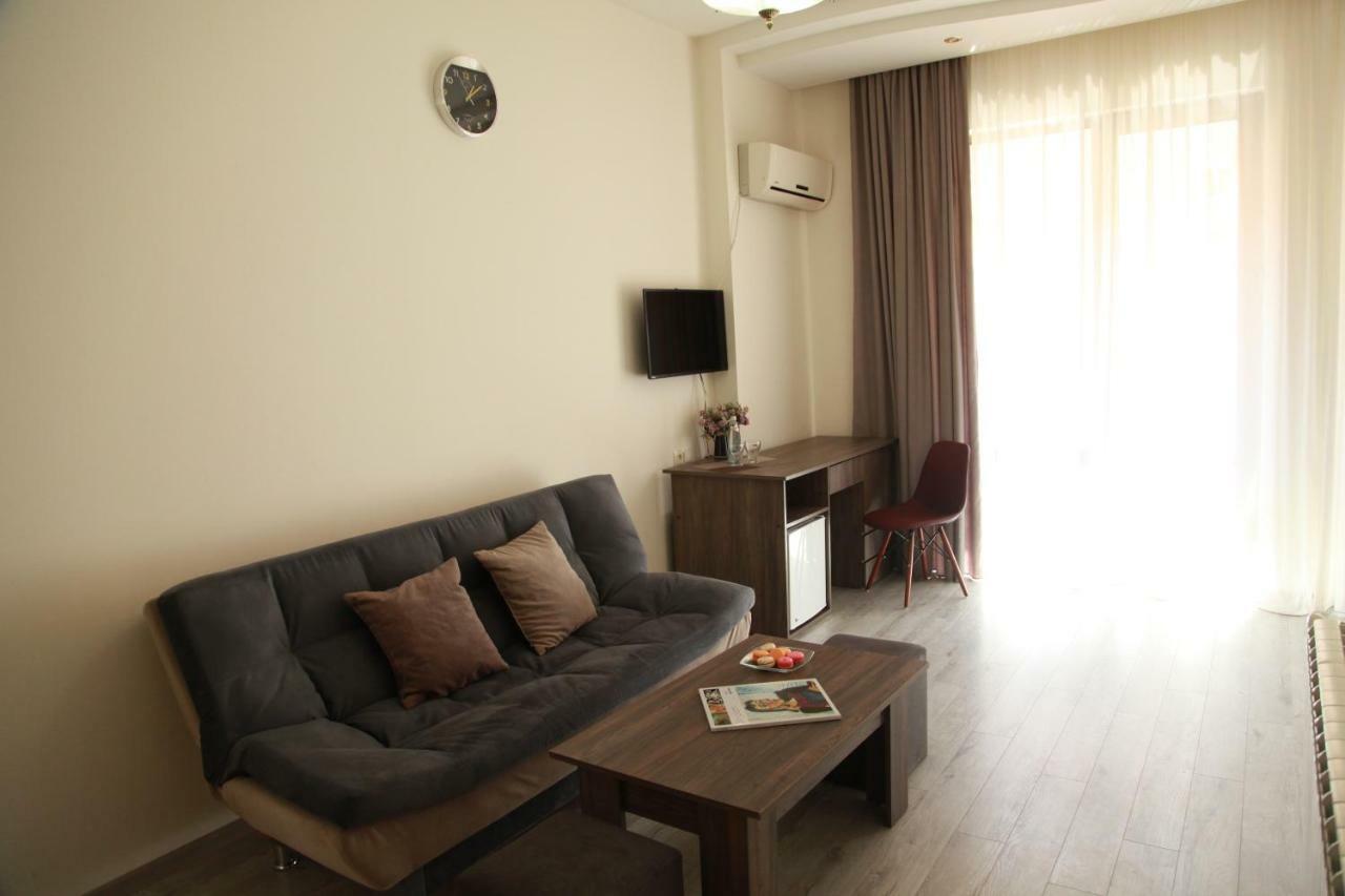 Rio Hotel Tbilisi Exterior photo